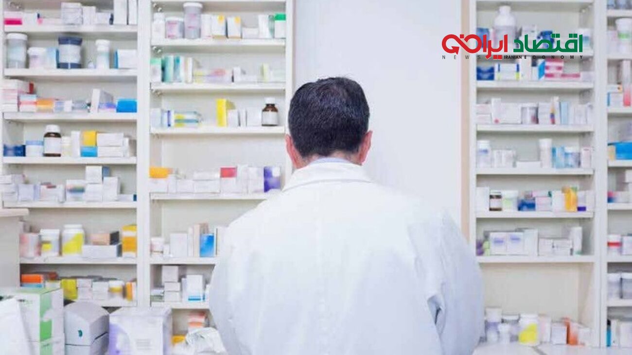 یک تخلف آشکار در بازار دارویی کشور / اگر مکمل نخرید دارو نمی فروشیم 