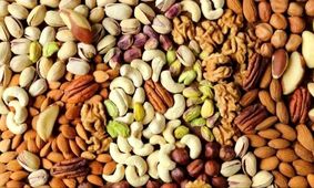 غافلگیری شب یلدا؛ رونمایی از آجیل لوکس ۱.۳ میلیونی!