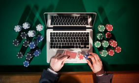 قمار حلال شد؟ / تبلیغ شرط‌بندی در آنتن شبکه ۳ سیما !