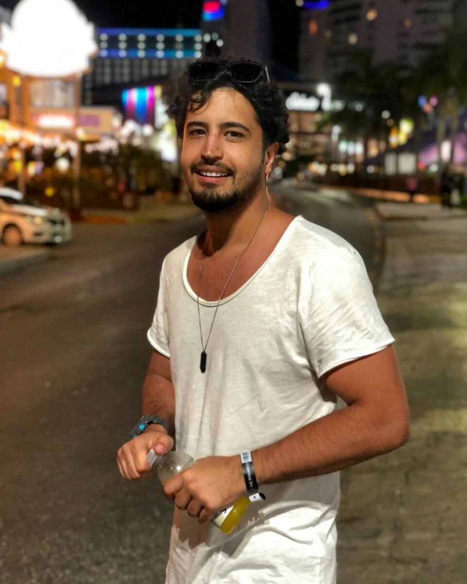 مهرداد صدیقیان