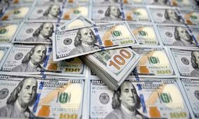 احتمال افزایش قیمت دلار تا بالای 90 هزار تومان در سال آینده
