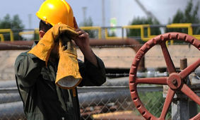 خبر خوش وزیر برای حداقل بگیران و کارگران/ ترمیم حقوق کارگران براساس تورم از این ماه
