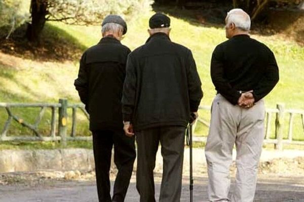 پیامک خوشحال‌کننده برای بازنشستگان تأمین اجتماعی: واریزی شیرین در راه است!