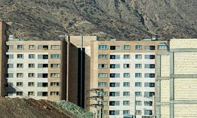 نهضت ملی مسکن زیر بهمن هزینه / عقب نشینی رستم قاسمی