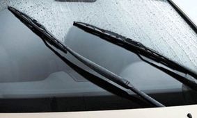 قیمت روز برف پاک‌کن ماشین‌ها در مهر 1404