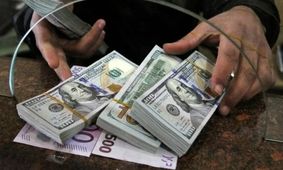 اطلاعیه کانون صرافان: با دلالان ارز ارتباطی نداریم! / اعلام شرایط خرید اینترنتی دلار