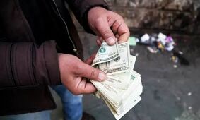 قیمت دلار لحظه به لحظه امروز یکشنبه 24 فروردین / تغییرات به خاطر مذاکرات