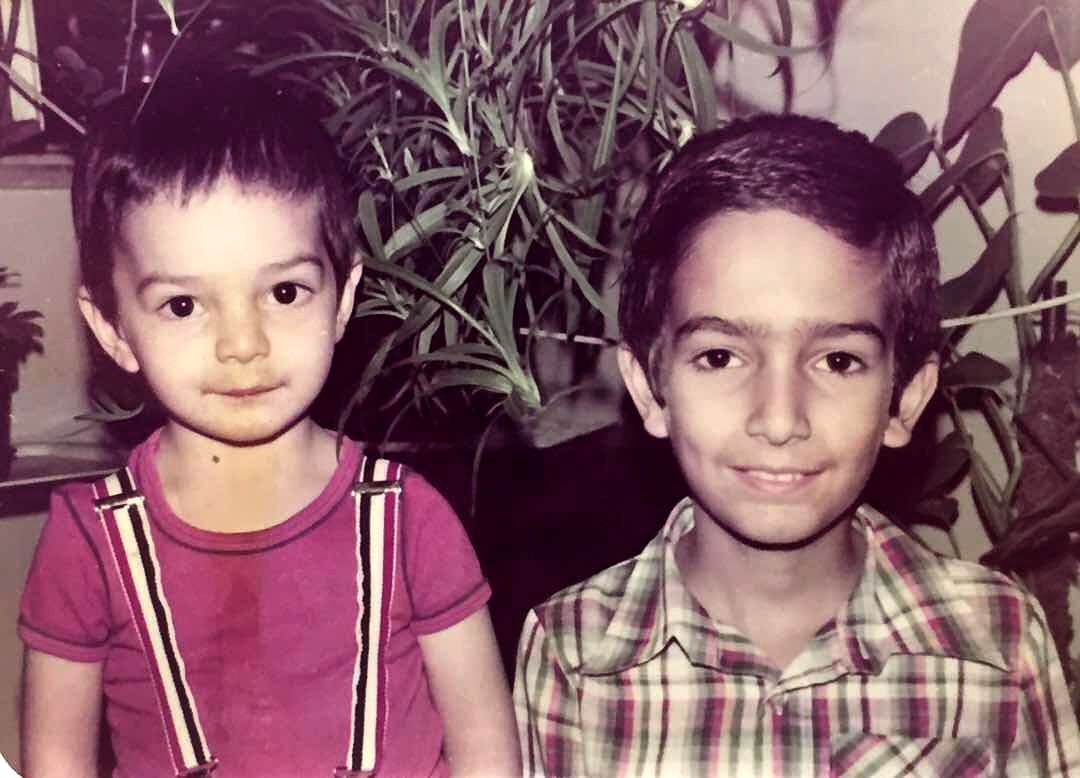 بیژن بنفشه خواه در کودکی