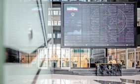 بازار بورس بالاخره سبزپوش شد (5 شهریور 1404) +نمادها