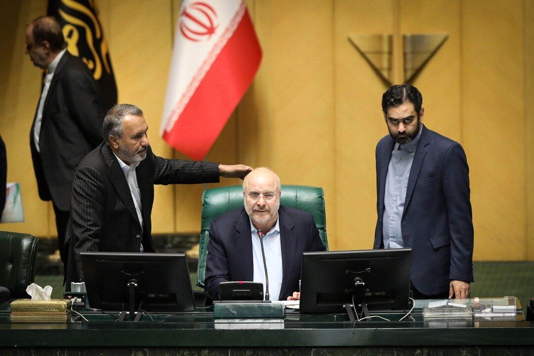 تصاویری از بحث و جدل نماینده تندرو و نزدیک به جلیلی با قالیباف