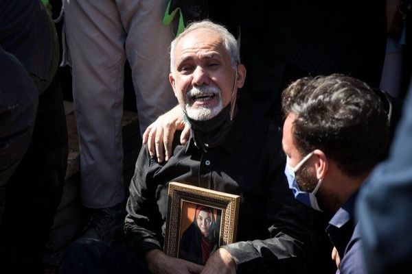 مرگ غیرمنتظره پدر آزاده نامداری؛ گندم کوچولو دیگر قیم ندارد!