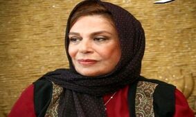 این زن قجری دختر خانم بازیگر ایرانی است / هنوز ابرو پیوندی مُد است !