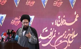 سید علی خمینی: نباید متکی به شخص باشیم؛ اگر مبانی سست شود، شکست حتمی است