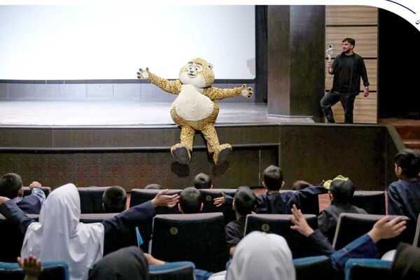 همکاری بانک صادرات ایران و حوزه هنری در زمینه محیط زیست و کودکان/«یوز» با حمایت بانک صادرات ایران برای کودکان کار اکران شد