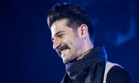 عیادت خواننده معروف با حمید هیراد در بیمارستان! +عکس