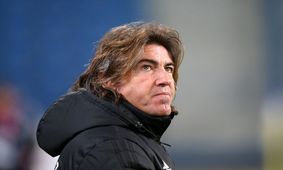 جلسه‌ی مشکوک ساپینتو در هتل اسپیناس/ پای بازیکن خارجی و قرارداد میلیاردی در میان است؟ 