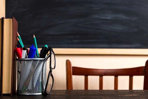  خبر خوش برای معلمان/ پرداخت تسهیلات ویژه ۱۰۰ میلیونی به فرهنگیان 