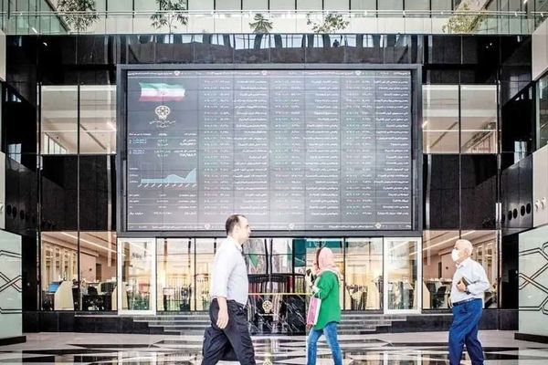 
 سود دلاری قطعی شد / خوش خبری برای سهامداران بورس !
