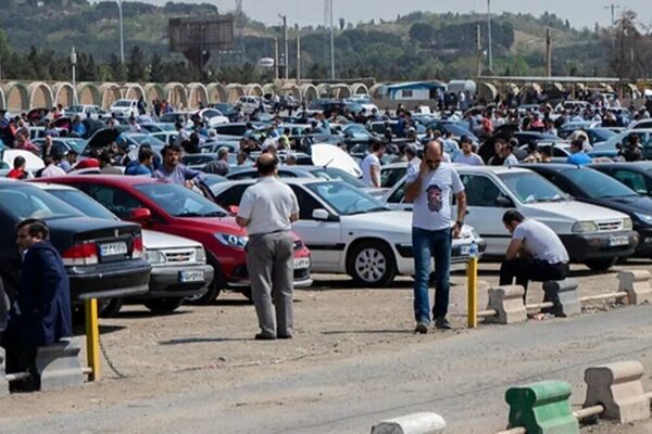 تاثیر رنگ خودرو در قیمت فروش در بازار ایران