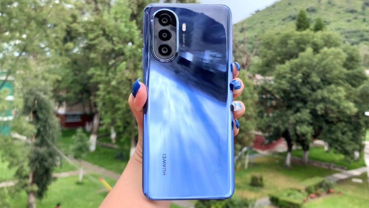 بهترین گوشی تا 6 میلیون تومان در بازار ایران