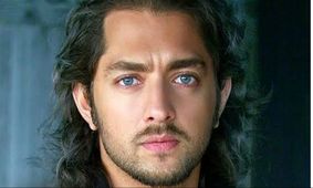 راز لبخندهای بهرام رادان در لباس دامادی فاش شد!