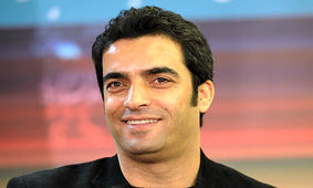 ژستهای خاص منوچهر هادی و دخترش در تخت خواب دل همه را آب کرد!