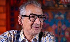 زیباکلام: صداوسیما چه کار کرده که مردم به خدا و پیغمبر نزدیک شوند؟