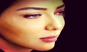 دلبری لیلا اوتادی با موهای مشکی اش + عکس با میکاپ غلیظ