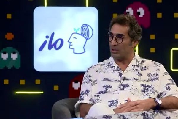 هادی کاظمی و لحظه‌ای که امیرحسین قیاسی سرکار رفت! یادتونه؟ + فیلم