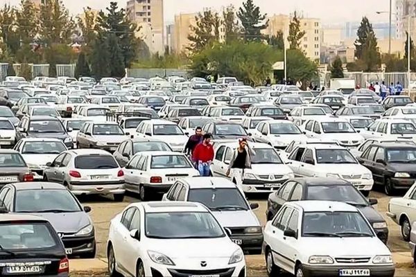 قیمت خودرو امروز پنجشنبه 1 آبان 1404  / بازار خودرو در وضعیت انتظار +جدول