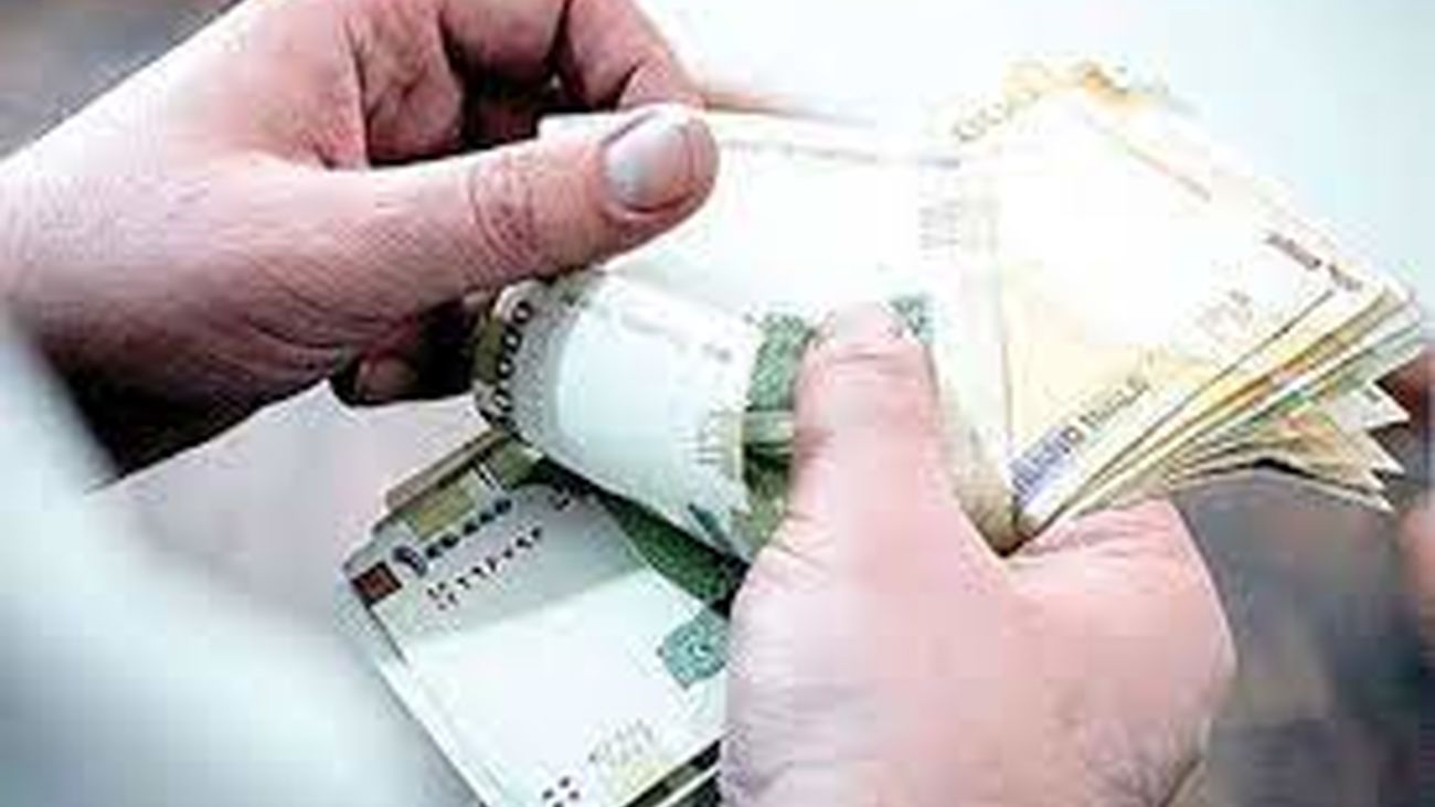 خبر فوری دولت درباره تغییر حقوق کارگران /واریزی شگفت انگیز در راه است !