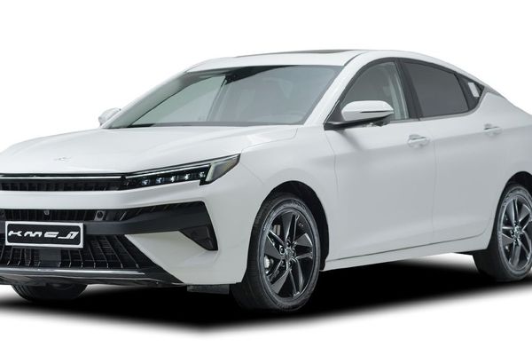 قیمت جدید محصولات کرمان موتور؛ جدول مهر 1404 + بررسی KMC X5، J7 و جک J4