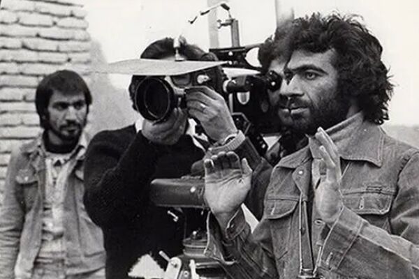 فیلم می‏‌ساخت اما نه به هر قیمت/به یاد ناصر تقوایی که واژه‏‌ها را بیش از تصویر دوست می‏‌داشت