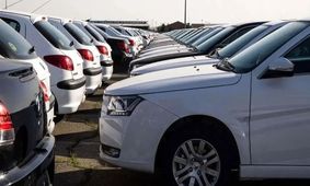 ریزش قیمت خودرو با افت دلار/ دنا 500 میلیون تومان ارزان‌تر شد!