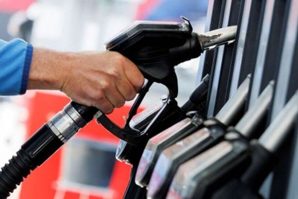 تغییرات جدید در عرضه بنزین نوروز ۱۴۰۴ اعلام شد