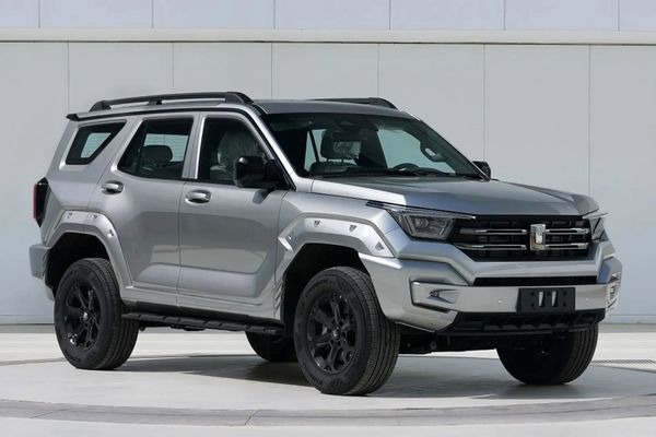 تانک 400/ ورود شاسی‌بلند چینی لوکس با چهره تازه به بازار