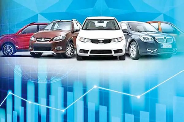 اتفاق بزرگ سال 1404/ فروش خودرو در بورس کلید خورد