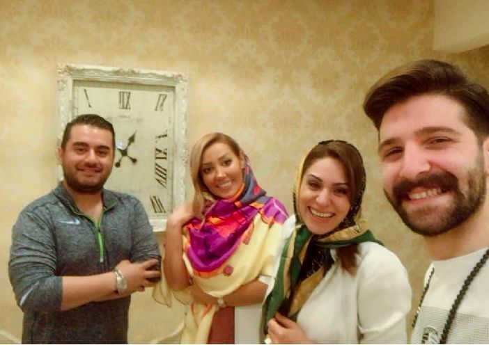 حمید هیراد از همسر خوش استایل و جوانش رونمایی کرد/ آقای خواننده خوش هیکل چه زن جذابی دارد+ عکس | جار نیوز