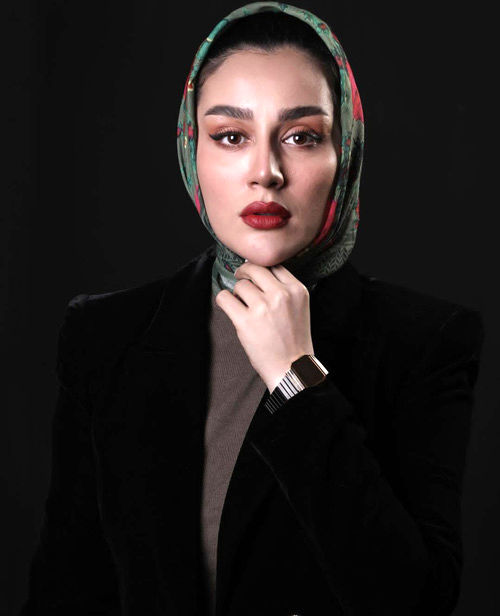 شال و روسری‌های شیک میترا رفیع دل همه را برد