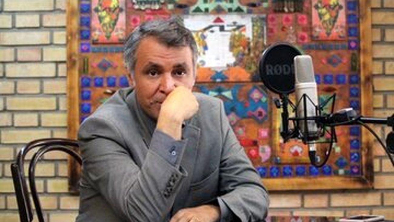 کنایه محمد فاضلی به اصرار برخی افراد برای پاسخ دادن به اسرائیل/ حاضر نیستند یک ریال برای جبران خسارت جنگ بپردازند