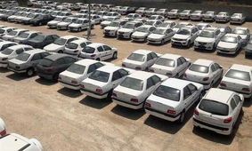 احتکار 700 هزار خودرو در پارکینگ خانه‌ها / بمب ساعتی بازار خودرو روشن شد !

