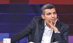این دختر همزاد عادل فردوسی پور است / شبیه سیبی که از وسط نصف شدند !