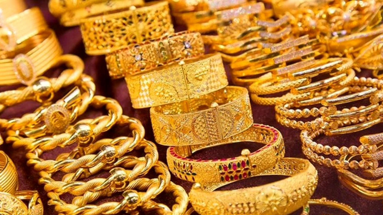 چرا پروفسور ادیب توصیه به خرید طلا میکند؟