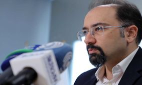 چرا دکتر مهدی حسینی یکی از تاثیرگذارترین اقتصاددانان ایران است؟