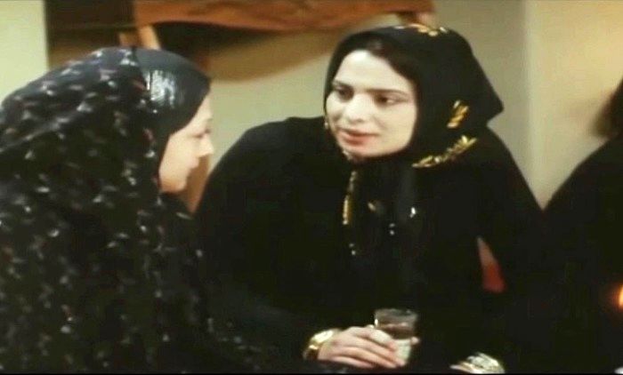 روشنک عجمیان در کتاب قانون