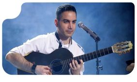 وقتی محسن یگانه با نمایش پرچم بحرین در ایران روبرو شد؛ ویدیو جنجالی!