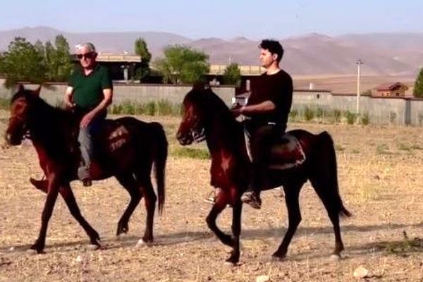 شوکه‌کننده‌ترین پشت‌صحنه بامداد خمار؛ دانیال پورصباح جنتلمن‌ترین چهره سال؟ + فیلم