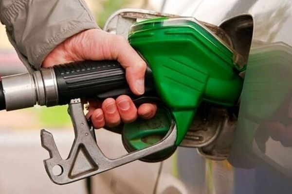 اظهارات دولت درباره تغییرات قیمت بنزین در سال 1405