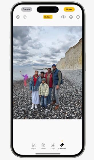 ویژگی های آی او اس 18