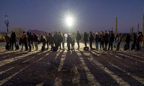 نگاهی به تجارب جهانی در کنترل، شناسایی و توزیع مهاجران